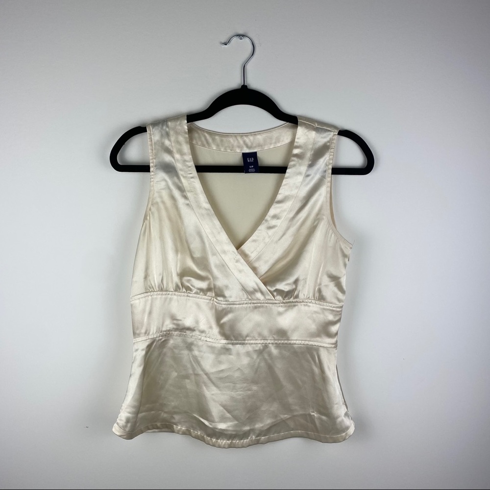 VINTAGE GAP Satin Trendy Sleeveless Blouse